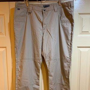 5.11 Tactical Mens 40X30 Tan Cargo Pants Snap Front Zip Fly